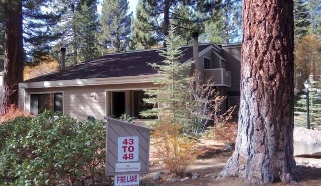 Cozy Condo Incline Village, Nth Shore Lake Tahoe. SPECIAL FALL DISCOUNT