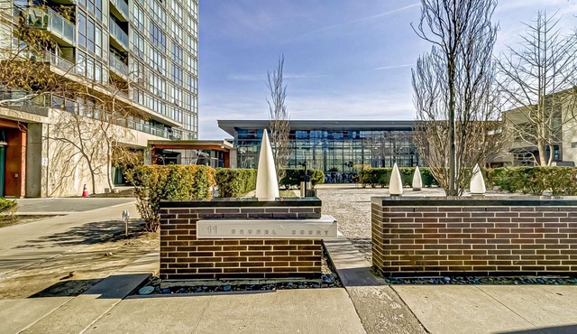 Cozy Condo near CN Tower - downtown