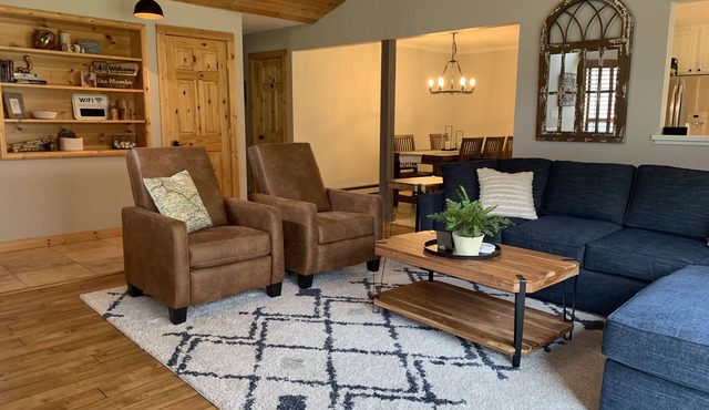 Cozy Condo on the 4th Fairway of Plumas Pines Golf Course