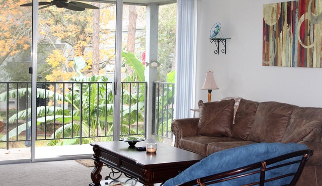 Cozy Condo on Lake Conroe