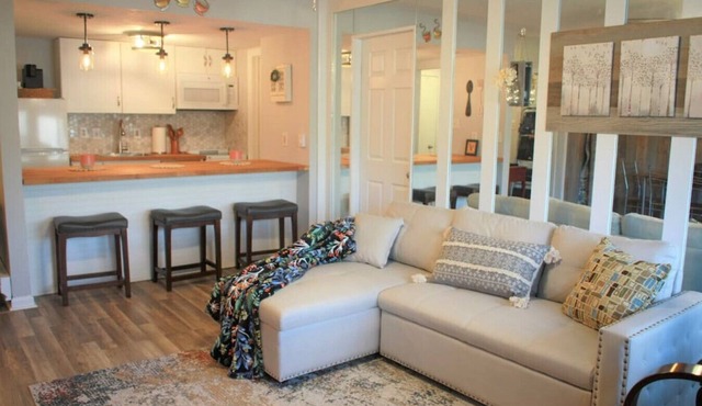 Cozy Condo on the Slope at Bryce Resort!