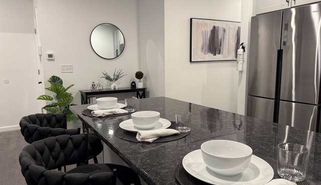 Cozy & Contemporary 2 BD Apt Near Seton Hall University