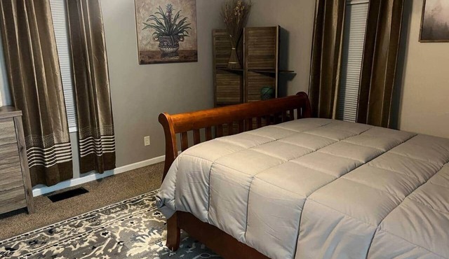 Cozy Convenient Cottage