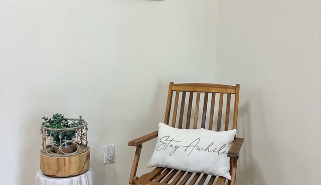 Cozy & Convenient Home Across from Thomasville Hospital
