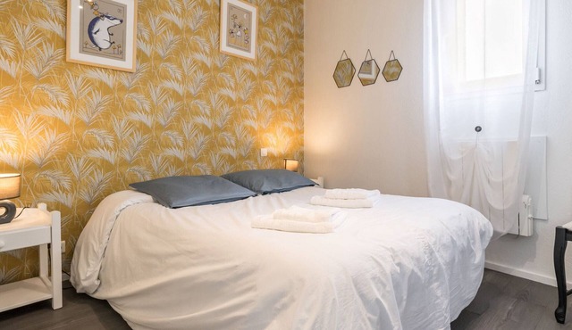 Cozy Cottage in Brière Park with Private Terrace and Garden Access