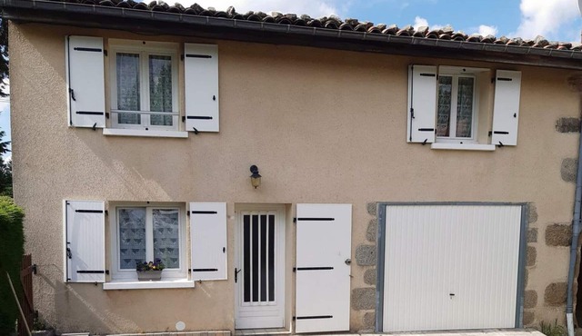 Cozy cottage with pets allowed and wifi in Saint-Jean-la-Vêtre