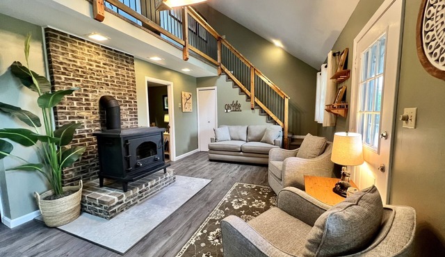 Cozy cottage - 4 min to Aitch Boat Launch & Fishing Pier.