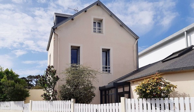 Cozy cottage (5 people) with terrace, 250m from the sea and the Christian Dior garden