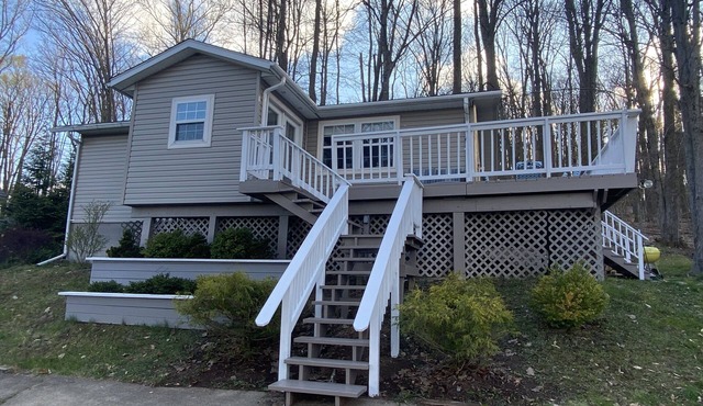 Cozy Cottage 500 Yards to Main Beach