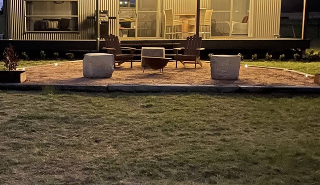 Cozy cottage at Frog Rock, uninterrupted mountain views.