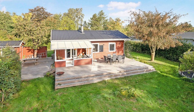 Cozy cottage at Tuse Næs in Holbæk