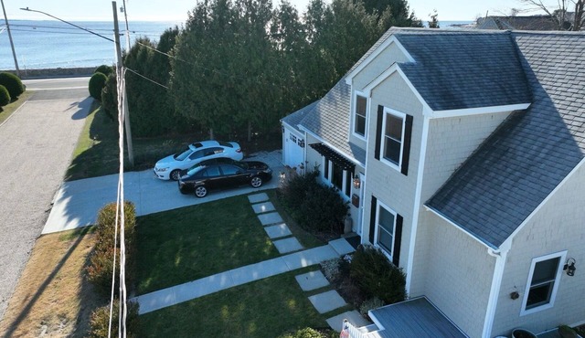 Cozy Cottage - Beach - Lighthouse Views - Dedicated Office
