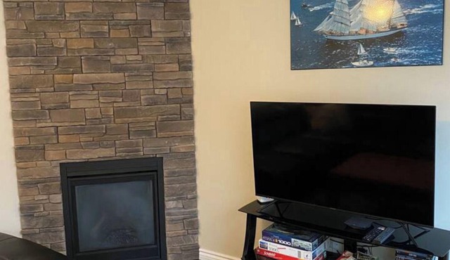 Cozy Cottage Retreat on Georgian Bay – Your Perfect Escape Awaits!