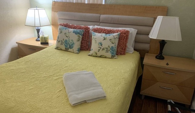 Cozy Cottage central located