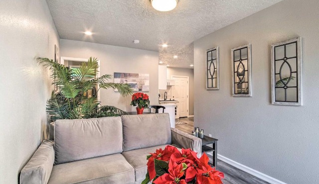 Cozy Cottage Centrally Located in Florence!