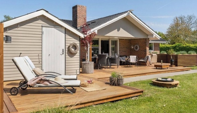 Cozy cottage close to nature and beach