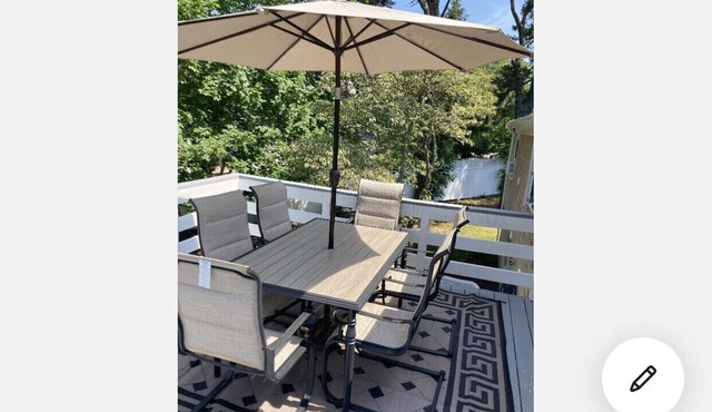 Cozy Cottage. Close to the Beach!