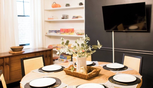 Cozy Cottage Downtown - Walk to OTR & Stadiums