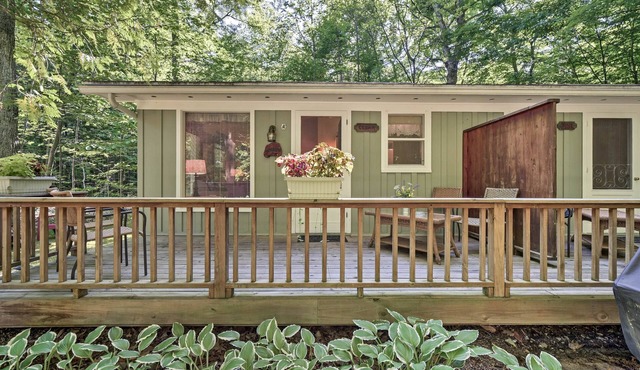 Cozy Cottage Duplex: Walk to Peninsula State Park!