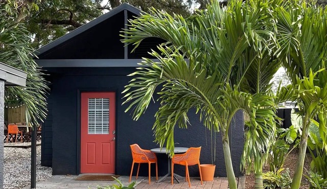 Cozy Cottage in Orlando's Garden District
