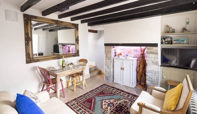 Cozy Cottage in the Heart of Swanage - Rumpus Cottage