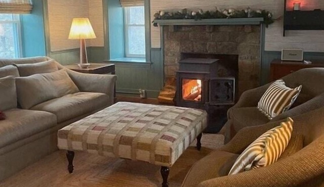 Cozy cottage in VA Horse Country