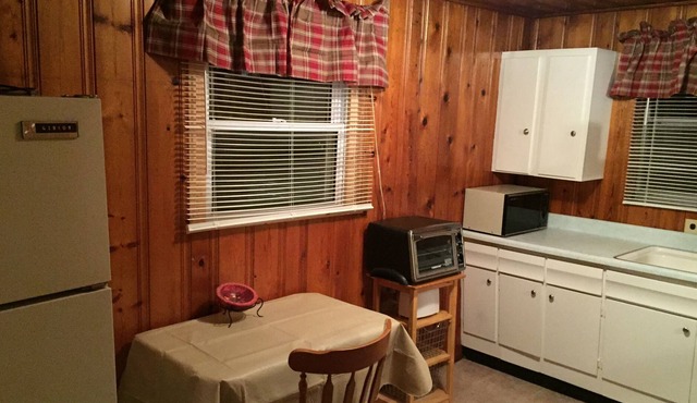 Cozy Cottage Just Off Main Street(southern Indiana)