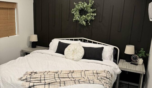 Cozy Cottage Near Hospital