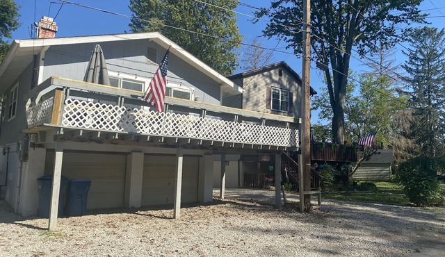 Cozy Cottage near Lake Erie 3 min drive