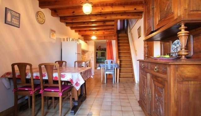 Cozy Cottage Near Mézenc Plateau - Calm Hamlet, Golf Nearby, Baby Gear Included