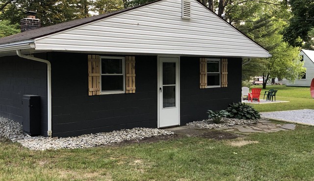 Cozy cottage near Pymatuning Lake!