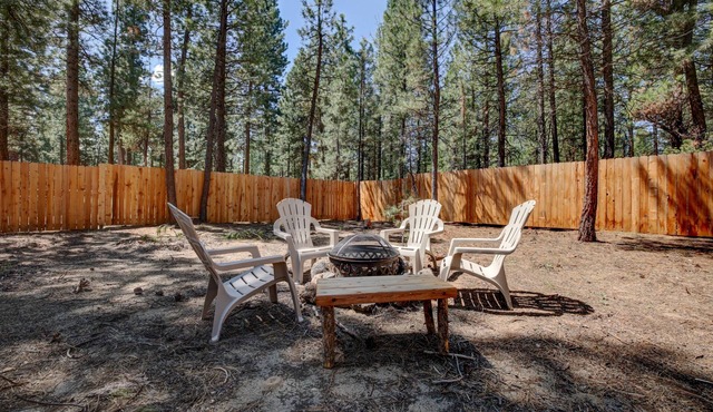 Cozy Cottage nestled in the pines with hot tub and fire pit.