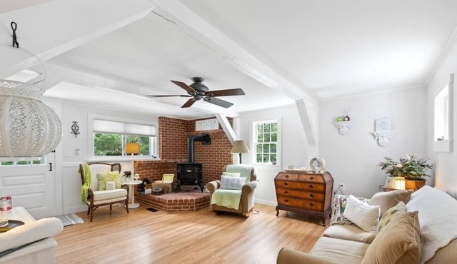 Cozy Cottage next to Longlook Farm near Lake Winnisquam