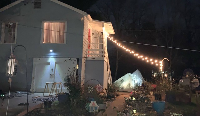 cozy cottage on half acre garden walking distance to edgewood shopping district