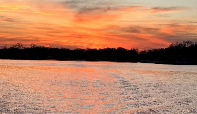 Cozy Cottage on Lake Tippecanoe