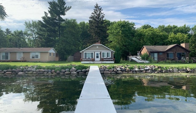 Cozy Cottage on Lake Kegonsa