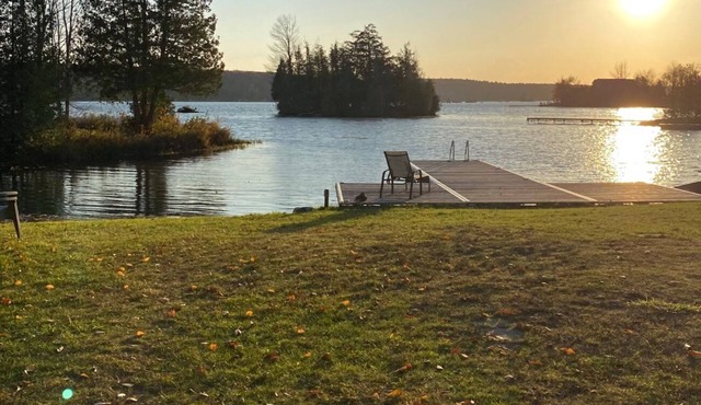 Cozy Cottage on Lower Buckhorn Lake
