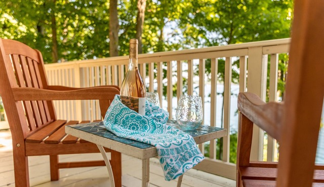 Cozy Cottage on Skaneateles Lake