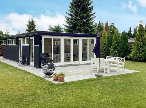 Cozy Cottage Retreat in Marielyst-By Traum
