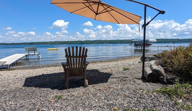 Cozy cottage right on Skaneateles Lake, and minutes from the village.