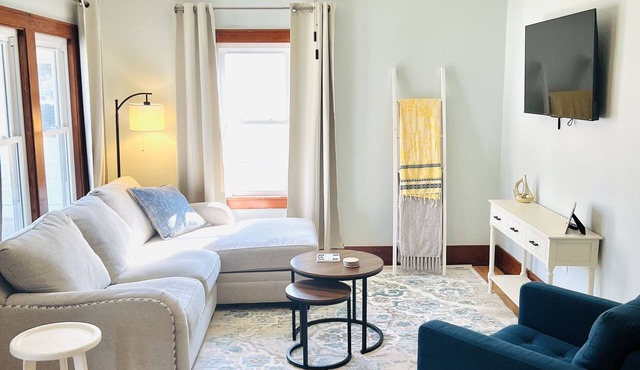 Cozy Cottage steps from the Pristine Chain O’ Lakes Waupaca