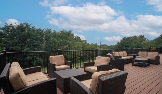 Cozy Cottage-Style Room Perfect for Two Guests