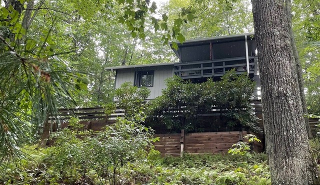 Cozy Cottage to enjoy the NC mountains , close to everything
