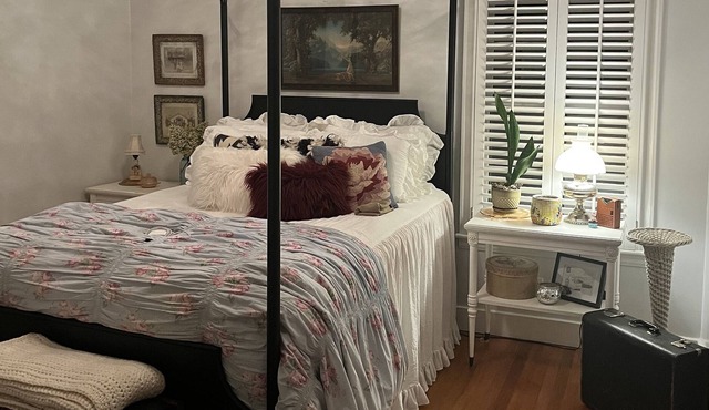 Cozy Cottage