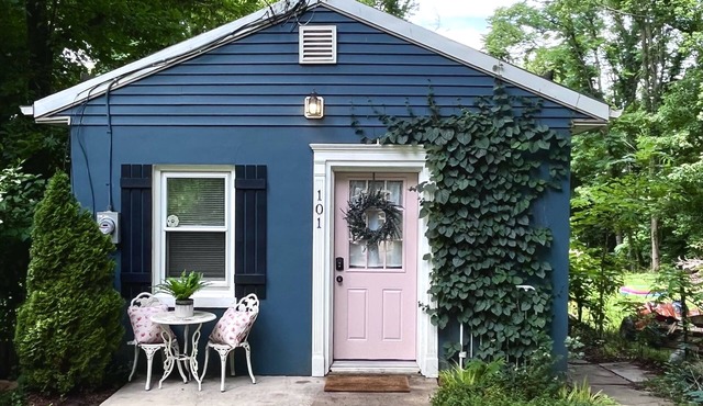 Cozy Cottage