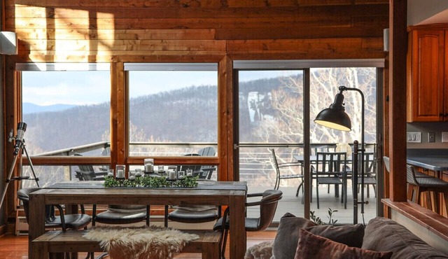 Cozy Cottage with beautiful Mountain View’s - close to wineries