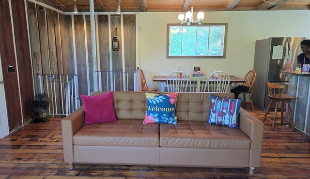 Cozy cottage w/fire pit &waterview, close to parlee beach and amenities.