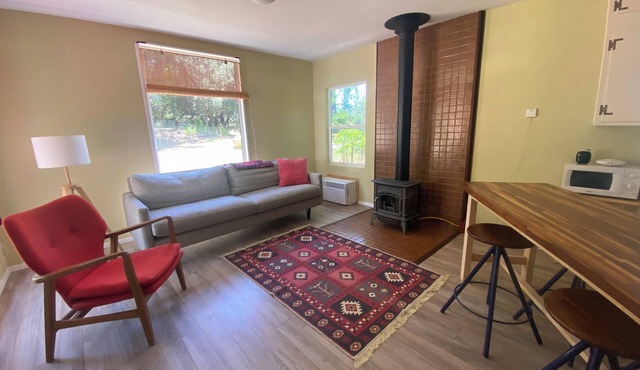 Cozy Cottage with Pool, Sauna and A/C