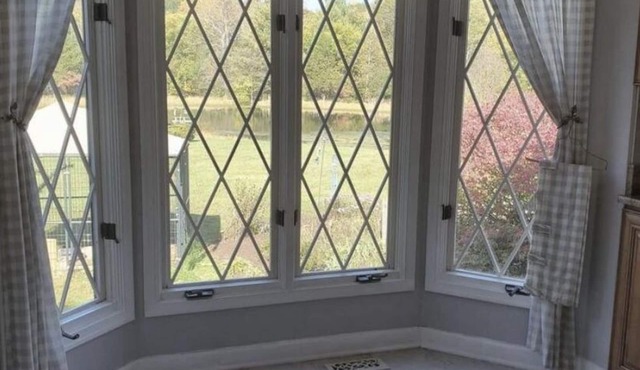 Cozy cottage with a beautiful waterfront view. Pet friendly! 45 min from DC.