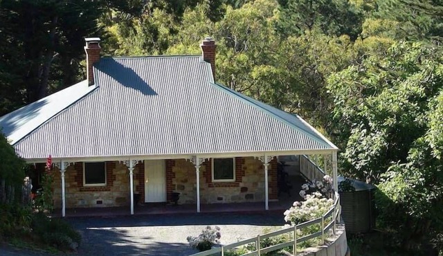 Cozy cottage with breakfast